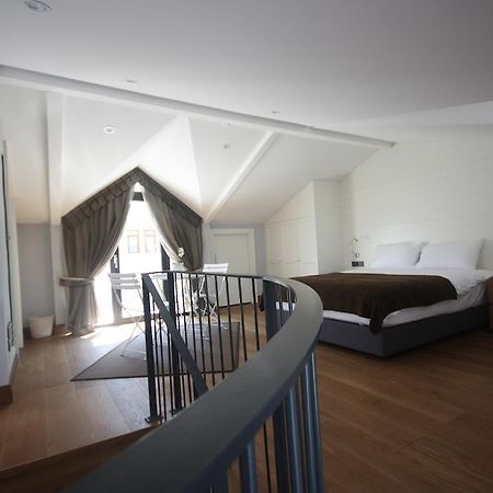 La Casa Pera Suites Istanboel Buitenkant foto
