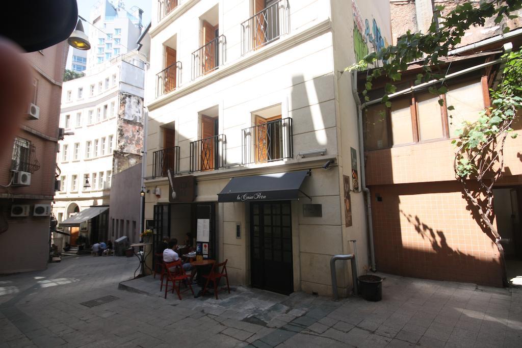La Casa Pera Suites Istanboel Buitenkant foto