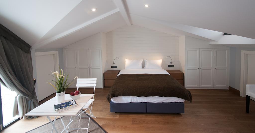 La Casa Pera Suites Istanboel Kamer foto
